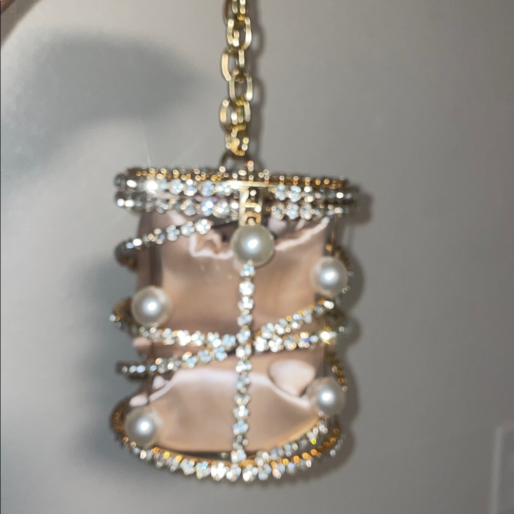 Elegant Gold and Cream Women's Bag
